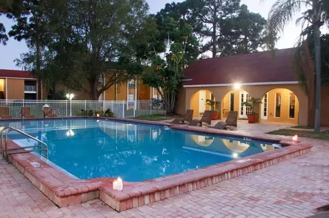 5719 Granada Dr #260, Gulf Gate Estates, FL 34231