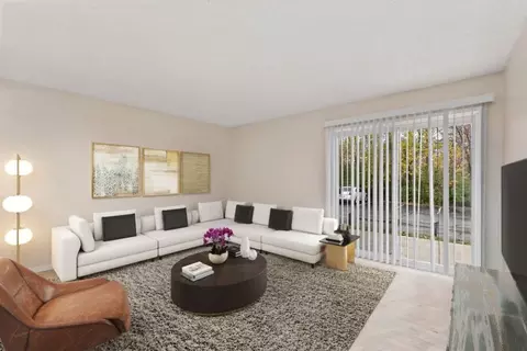 3151 Jennings Rd #2102, Independence, MO 64055