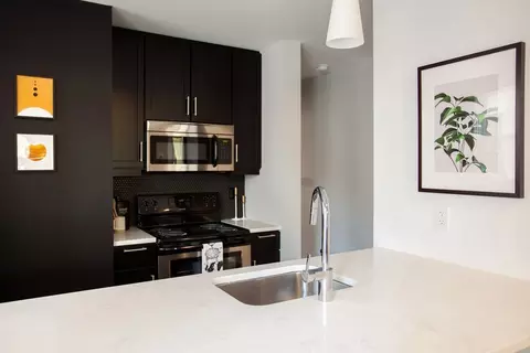 100 W Armour Blvd #118-2, Kansas City, MO 64111