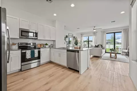 5600 NW Coventry Cir #20-116, Port Saint Lucie, FL 34986