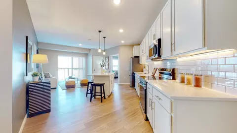 10805 173rd St W #256, Lakeville, MN 55044