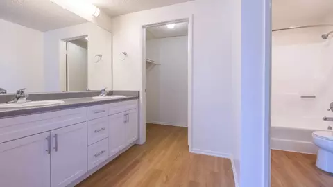24452 Valencia Blvd #3101, Santa Clarita, CA 91355