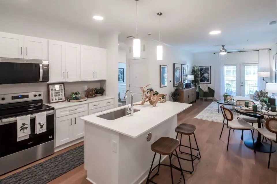  8456 Golden Hawk Dr W #8443-301, Millington, TN 38053 photo 2