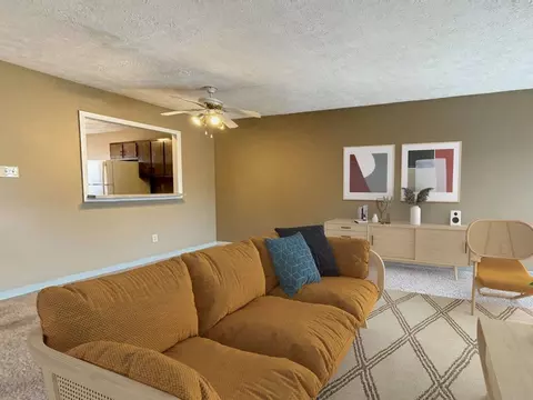 157 Treetop Dr #420, Fayetteville, NC 28311