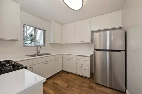 1910 Broadway St #G, Oceanside, CA 92054