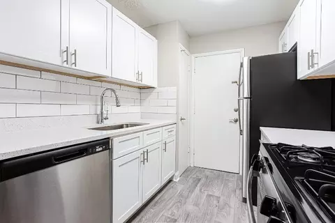 300 Carpenter Dr #D06, Atlanta, GA 30328