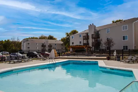 5820 SW Candletree Dr #2431-13, Topeka, KS 66614