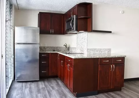 441 Walina St #0807, Honolulu, HI 96815