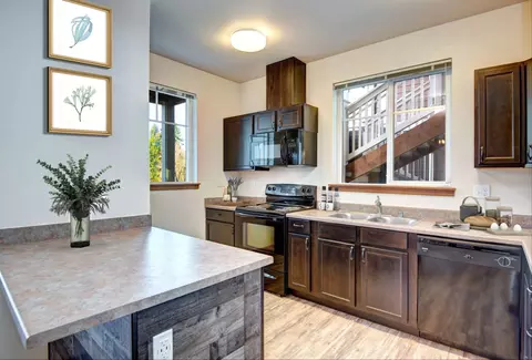 4523 Briggs Dr SE #A302, Olympia, WA 98501