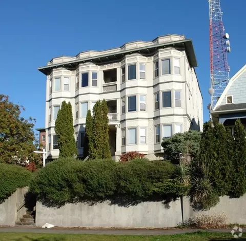 1522 1st Ave W #202, Seattle, WA 98109