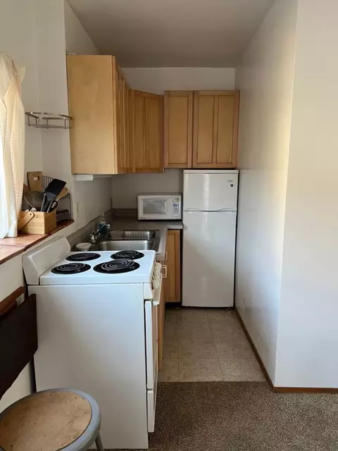 6314 42nd Ave SW #303, Seattle, WA 98136