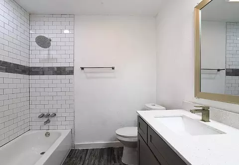 8501 Cameron Rd #135, Austin, TX 78754