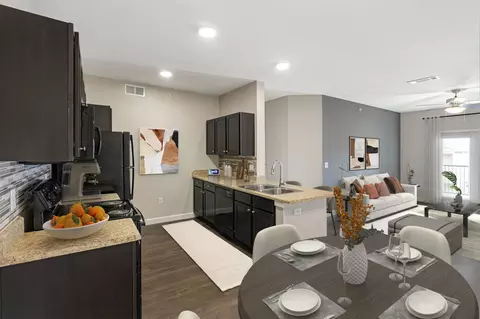 7885 Silver Spur Cir N #3411-104, Memphis, TN 38119
