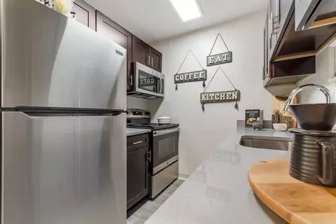 2005 Quail Ridge Dr #1703, Plainsboro Center, NJ 08536
