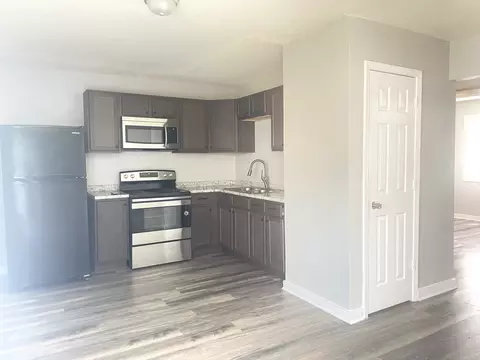 130 Beaumont St #BUILDING 5-17, Martin, TN 38237