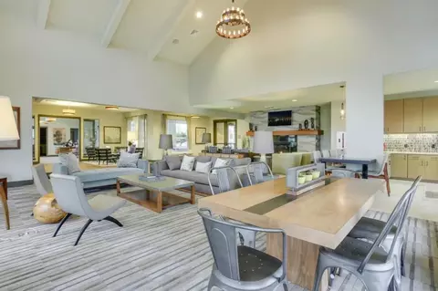 8890 SW Ash Meadows Cir #1335, Wilsonville, OR 97070