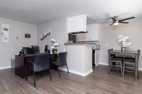 21240 S Western Ave #14, Torrance, CA 90501