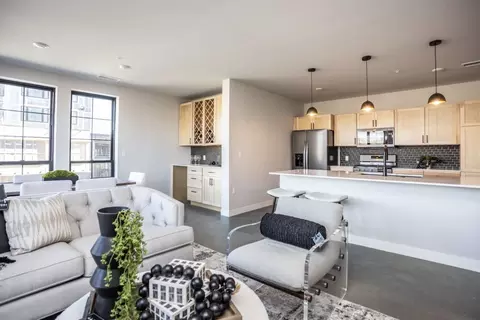 155 E 4th Pl #151-524, Sioux Falls, SD 57103