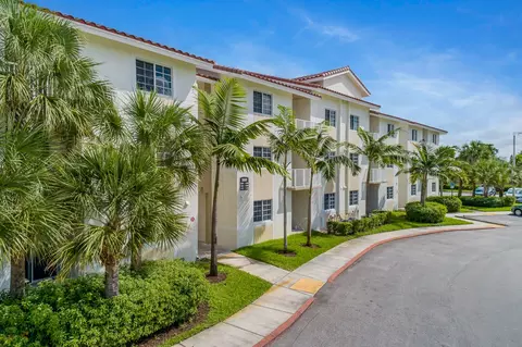3800 Davie Road Ext #1306, Hollywood, FL 33024
