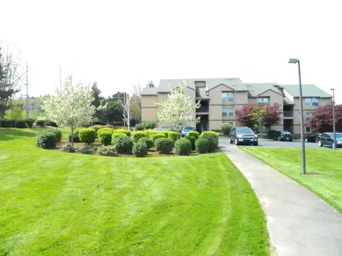 1324 SW Pleasant View Dr #D316, Gresham, OR 97080 photo 2
