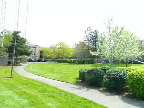 1324 SW Pleasant View Dr #D316, Gresham, OR 97080 photo 27