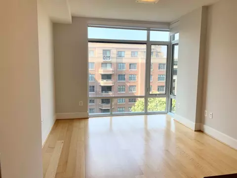 1355 17th St NW #721, Washington, DC 20036