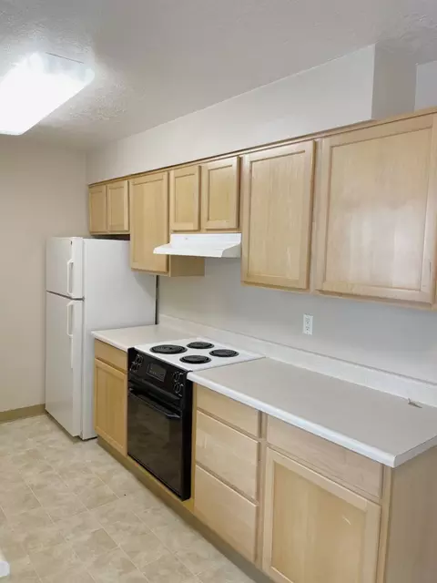 1916 SW Roxbury Ave #32, Portland, OR 97225