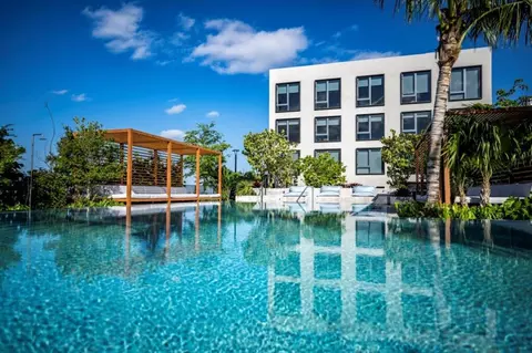 286 NW 29th St #202, Miami, FL 33127