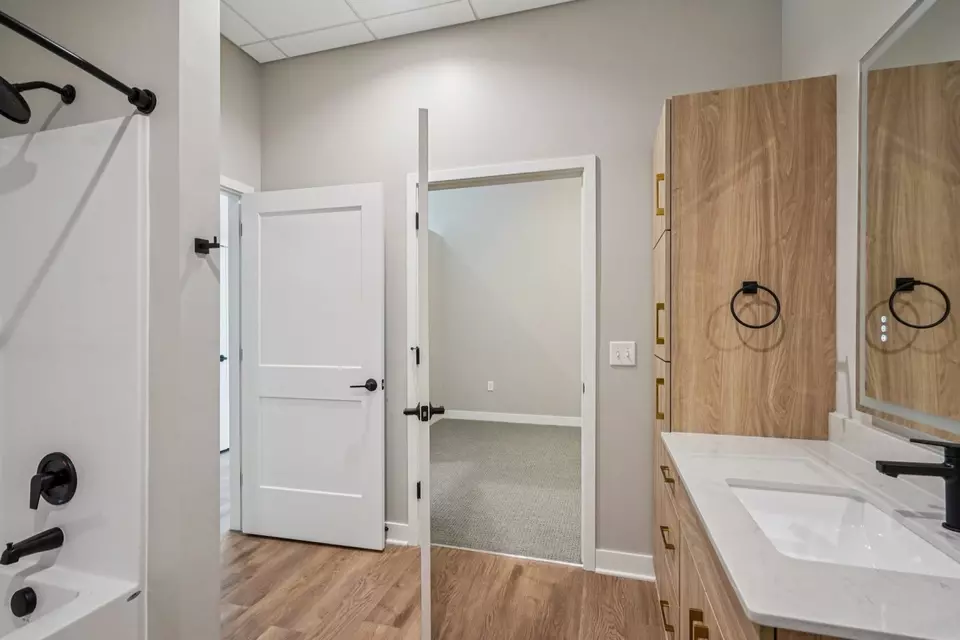  200 University Ave #0502, Minneapolis, MN 55414 photo 25