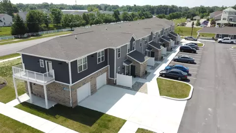 502 Ginny Trce #08-660, Greenfield, IN 46140