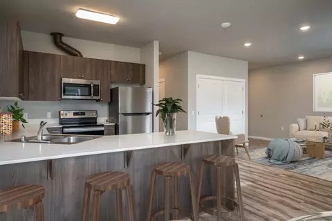 1618 NE 112th Ave #B12, Vancouver, WA 98684
