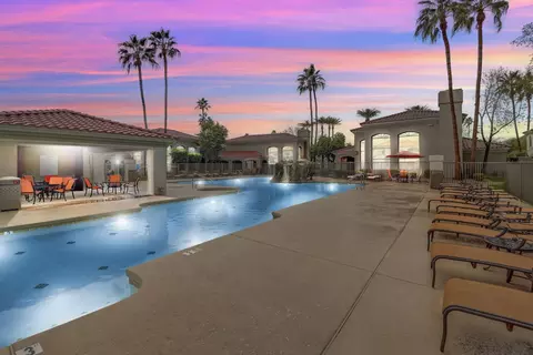 6745 E Superstition Springs Blvd #2072, Mesa, AZ 85206