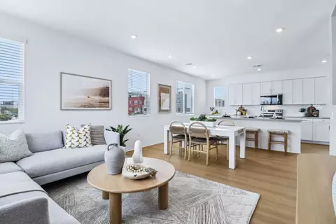 1907 Capella St #1927-3, Chula Vista, CA 91915