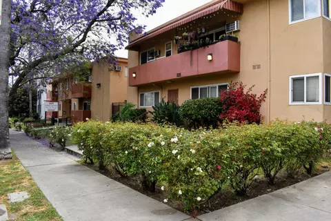 7140 De Longpre Ave #06, Los Angeles, CA 90046
