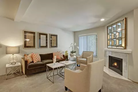 600 Front St S #F101, Issaquah, WA 98027