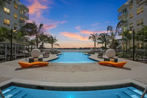 1400 S Dixie Hwy #1521, Lantana, FL 33462