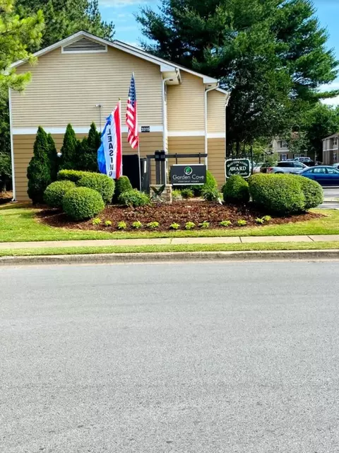 3315 Dunn Dr #156, Huntsville, AL 35805