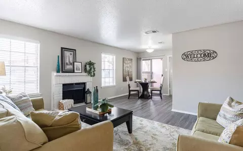 951 Turner Rd #213, Grapevine, TX 76051