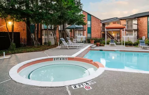 1800 El Paseo St #1815, Houston, TX 77054