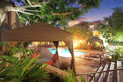 840 N Larrabee St #04317, West Hollywood, CA 90069