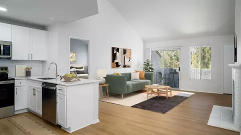 26033 Moulton Pkwy #180, Laguna Hills, CA 92656
