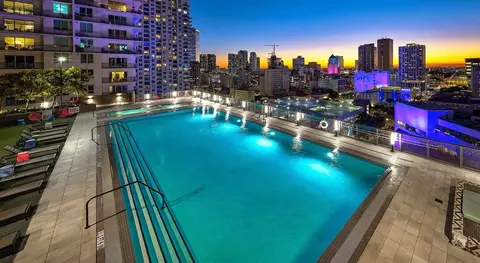 230 NE 4th St #2513, Miami, FL 33132