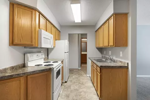 9801 Harrison Rd #990-205, Bloomington, MN 55437