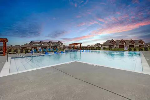600 N Grove Blvd #7310, Waxahachie, TX 75165