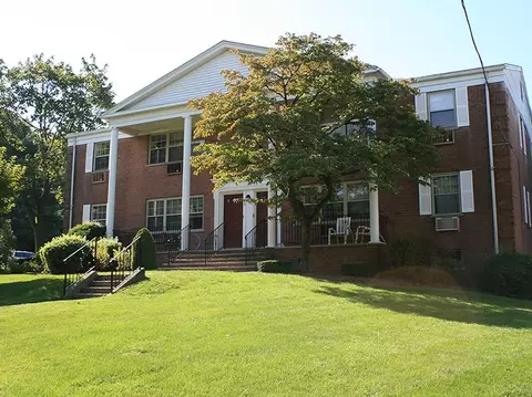 70 Berkshire Pl #2, Hackensack, NJ 07601