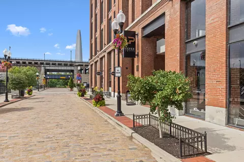 701 N 1st St #3F, Saint Louis, MO 63102