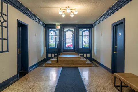 5123 S Kimbark Ave #30-305, Chicago, IL 60615