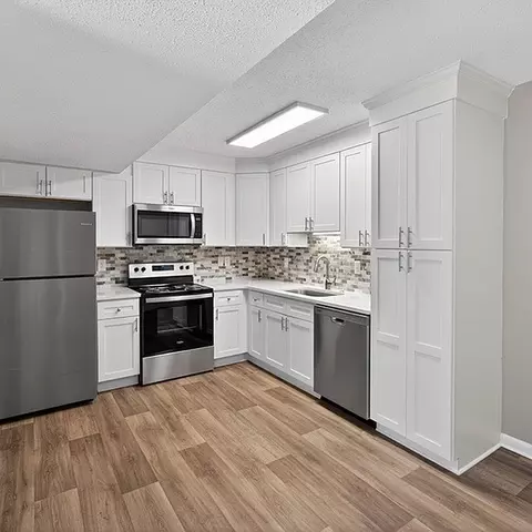 2123 El Verano Cir #E, Charlotte, NC 28210