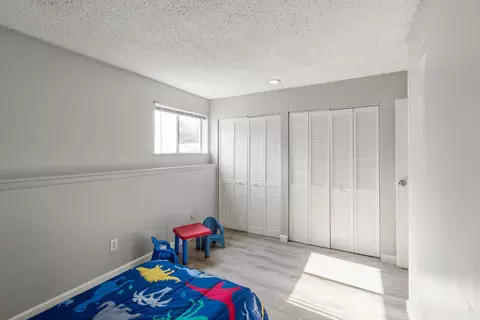 9805 E 61st St #9813-9813-12, Raytown, MO 64133