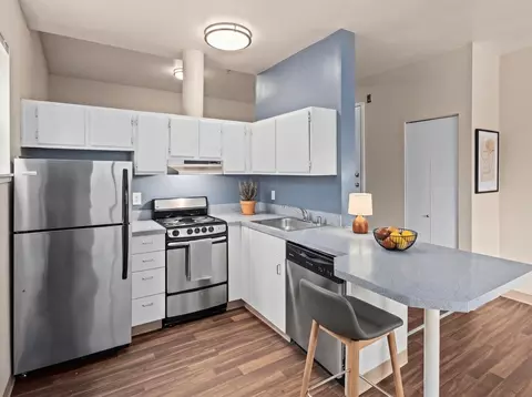 2510 Western Ave #311, Seattle, WA 98121